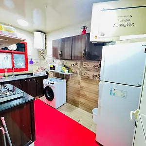 Moon Backpackers , Al Rigga , Partition For Couples And For Singles Apartment