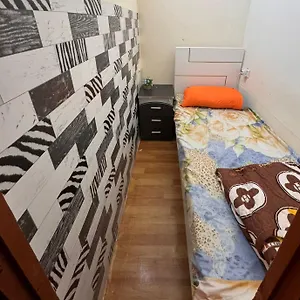 Orange Vacation Apartment
